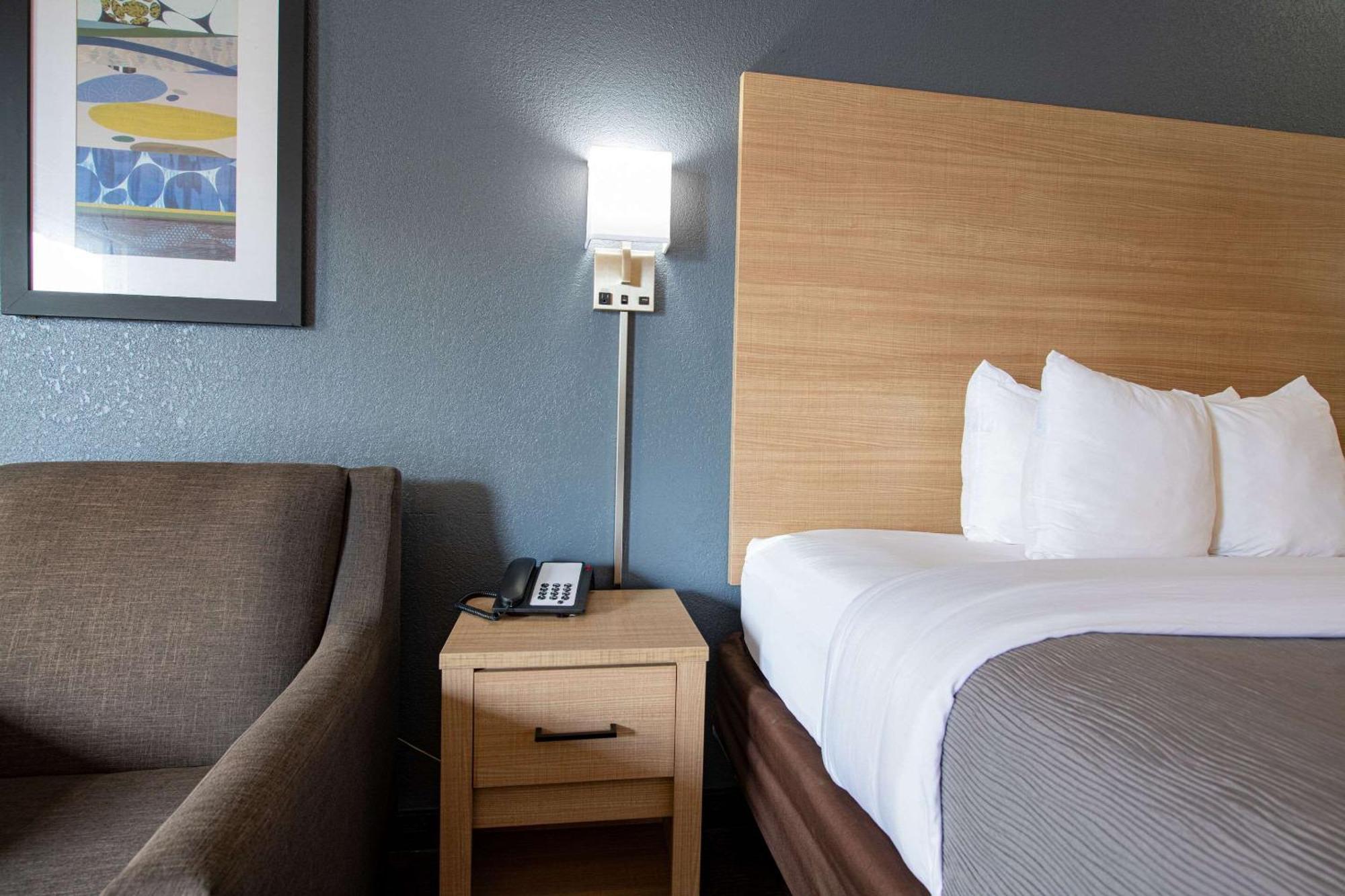 Quality Inn Монро Экстерьер фото